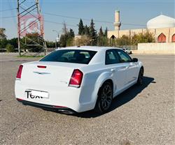 کرایسلەر 300